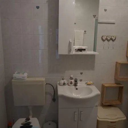 Nessy * Baška Voda