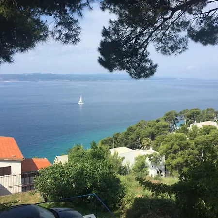 Nessy * Baška Voda