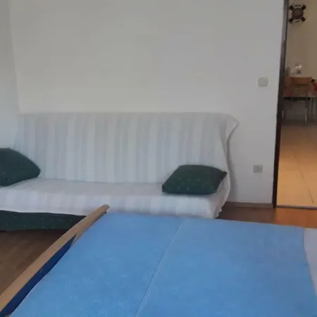 Apartment Nessy Baska Voda